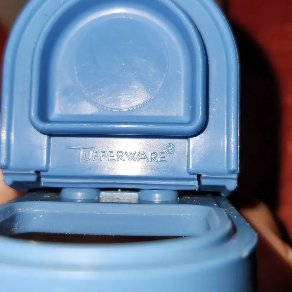 Tupperware Spice Shaker Container Set of 2 Blue Lids